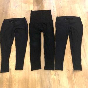 BUNDLE LOT OF 3 BLACK REGULAR OR MATERNITY LEGGINGS. SMALL WOMENS